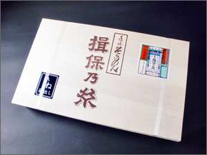 揖保乃糸赤帯上級品5250円の外箱写真