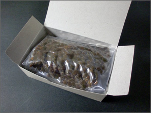 彩り小箱実山椒中身